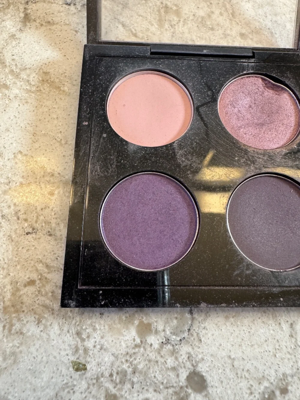 MAC Cosmetics Small Eyeshadow Passionate Quest Quad Limited Edition‎ Palette